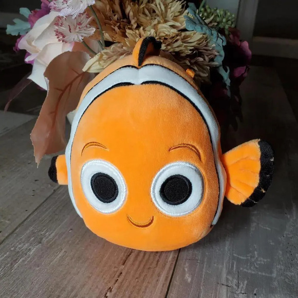 Squishmallows 5" Finding Nemo Disney Pixar Movie Plush Clown Fish Orange NWOT - Picture 1 of 15